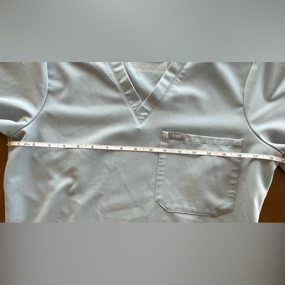 FIGS Women’s Limited Edition “Dusty Blue” Scrub Set |Jogger High Waisted | Small - Picture 13 of 14